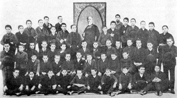 Los primeros estudiantes del Seminario de Comillas, en 1892